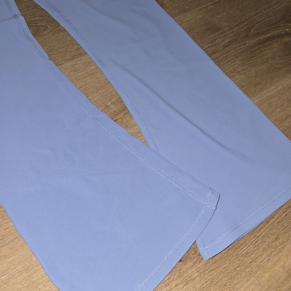 Women's Blue Flared Leggings - Picture 6 of 10